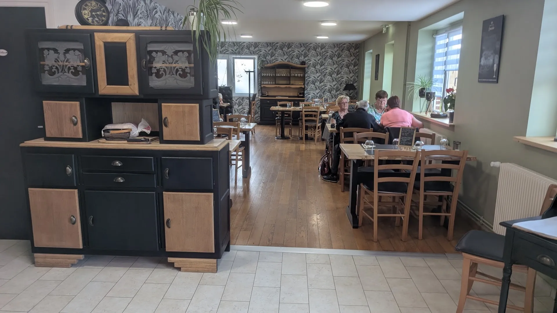 La Table De Saint Benoit